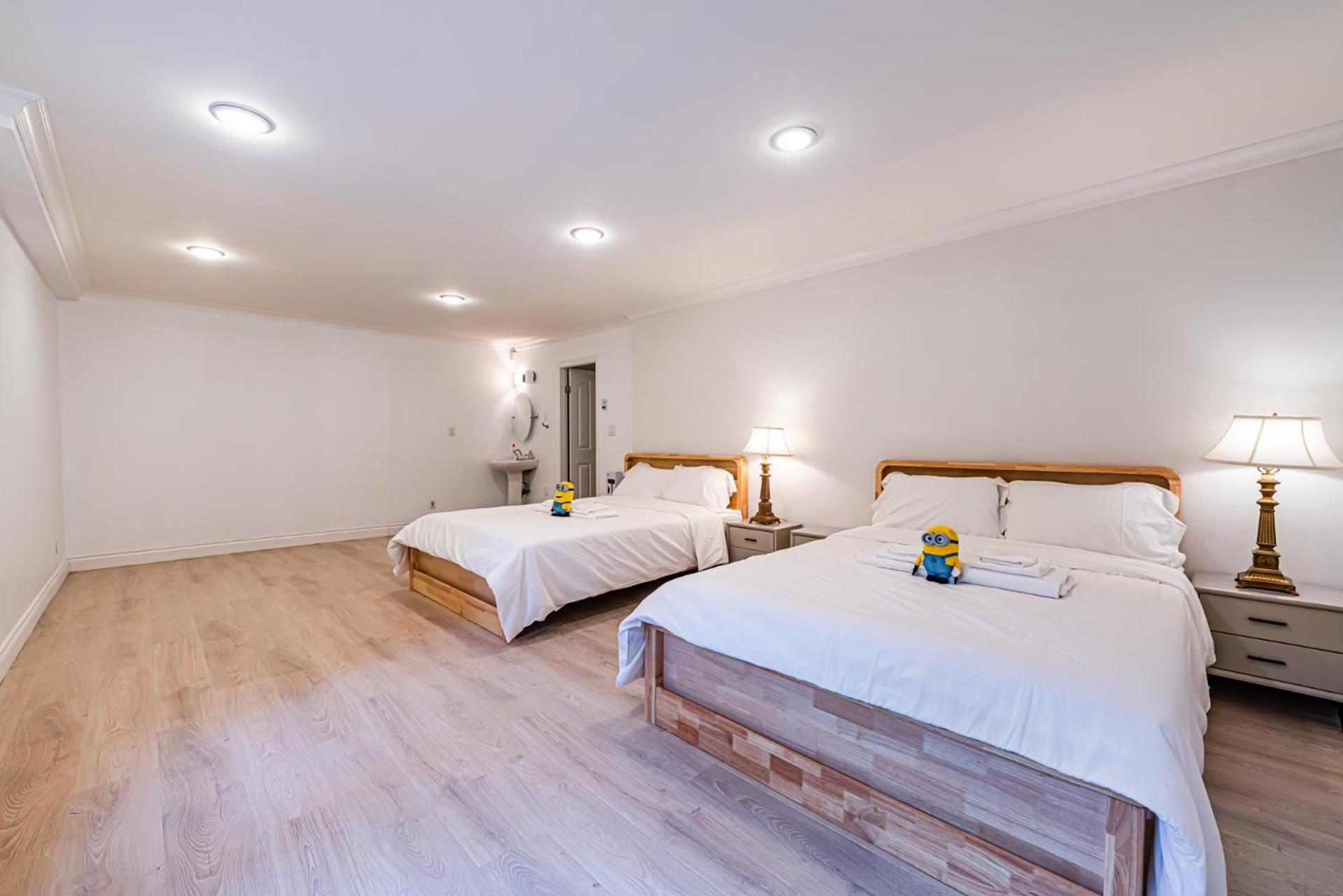 The Ester House Vancouver Ngoại thất bức ảnh